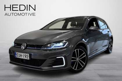 Volkswagen GOLF GTE 180 kW (PHEV) DSG-automaatti / LED / ACC / Webasto / Digimittaristo / 2 x renkaat / - EUH-192
