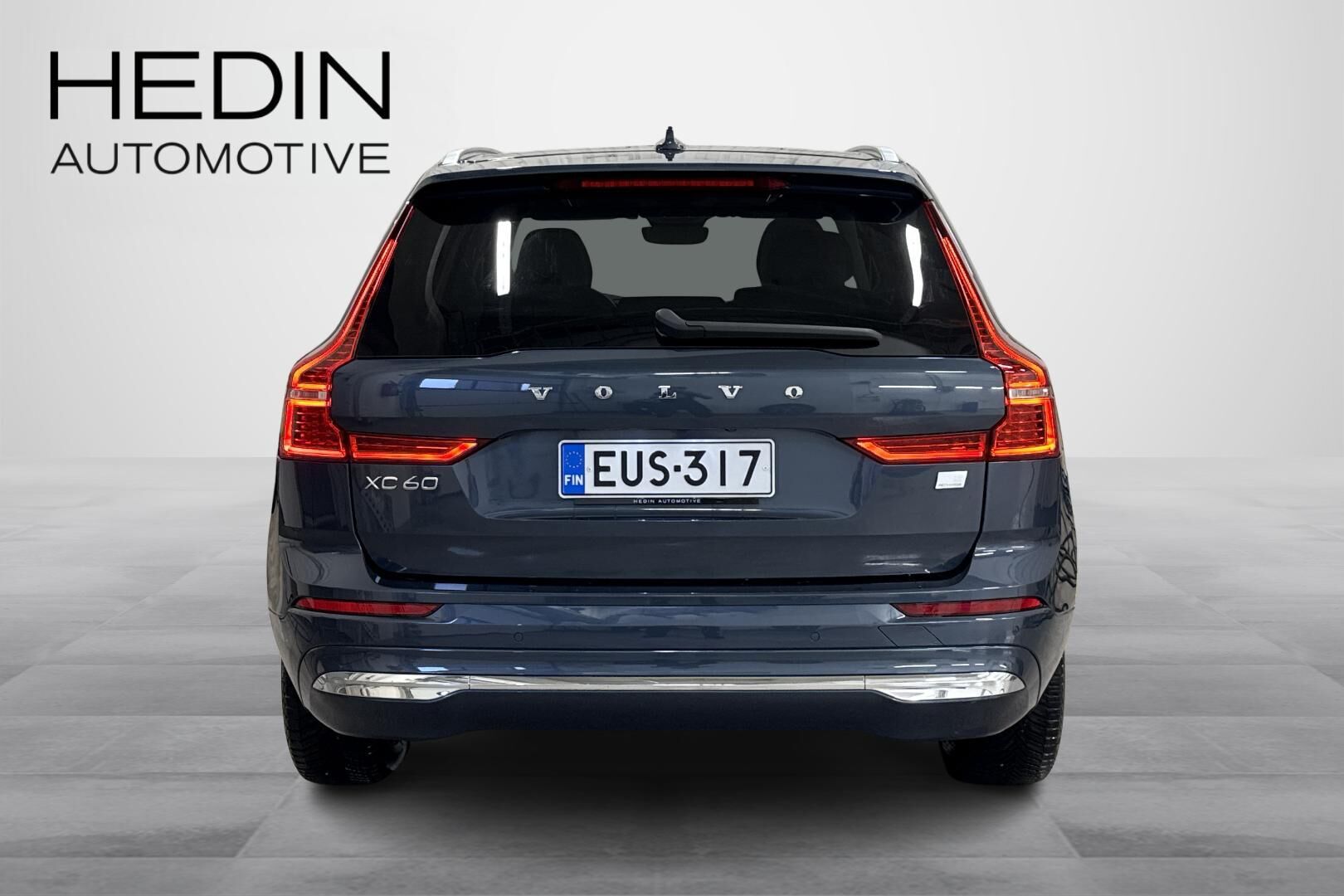 Volvo XC60 2024, photo 4/44