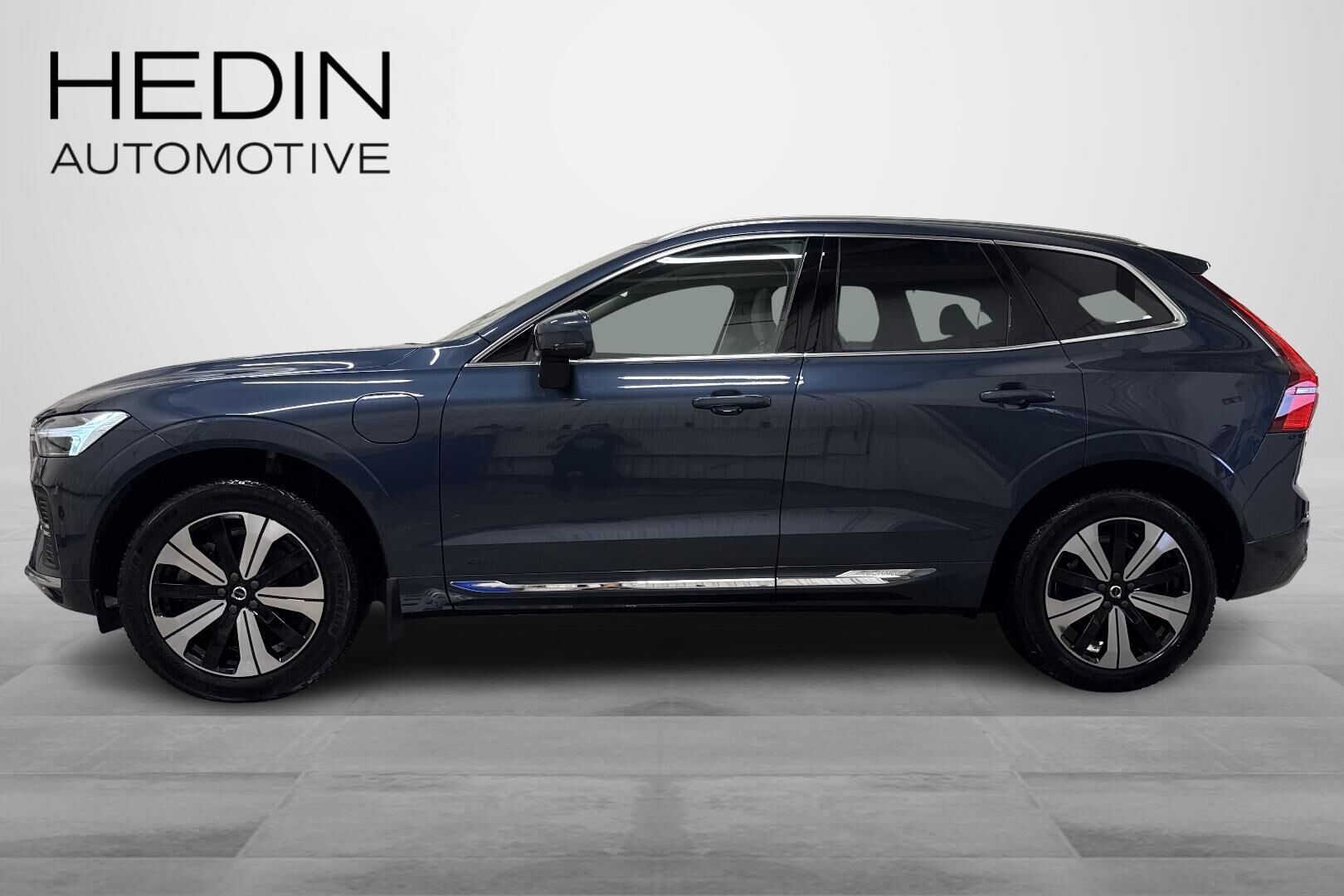 Volvo XC60 2024, photo 6/44