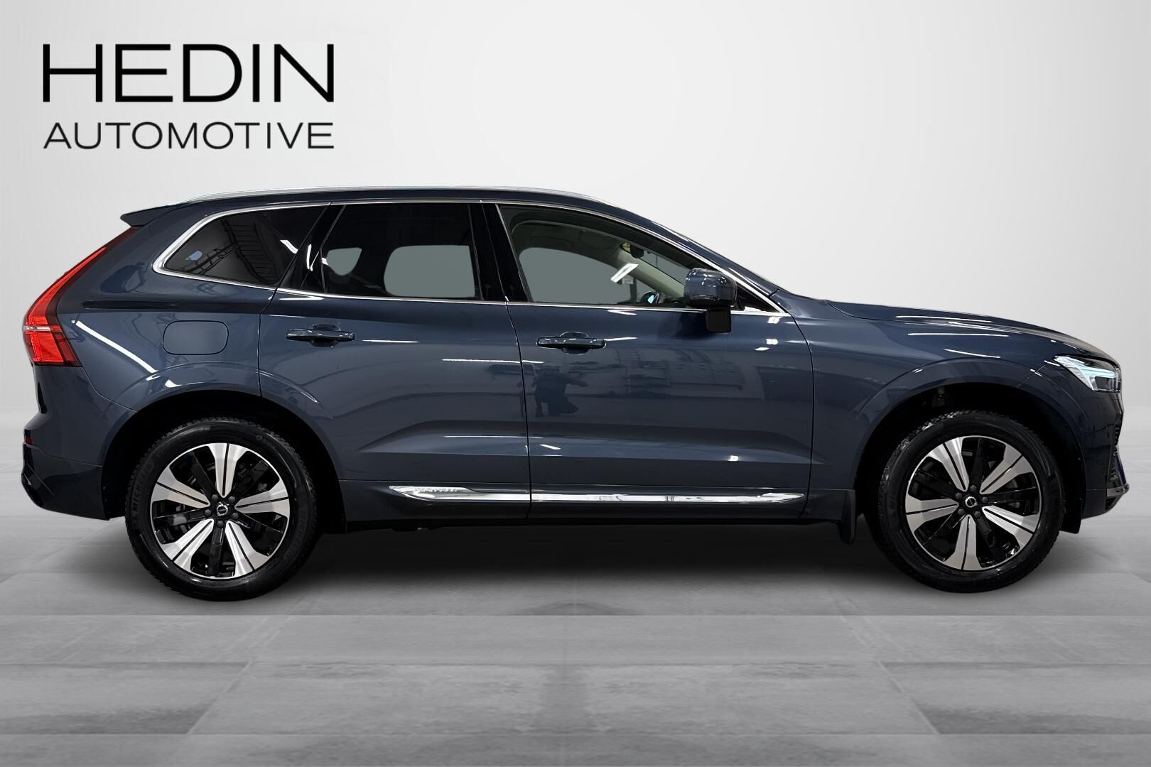 Volvo XC60 2024, photo 7/44
