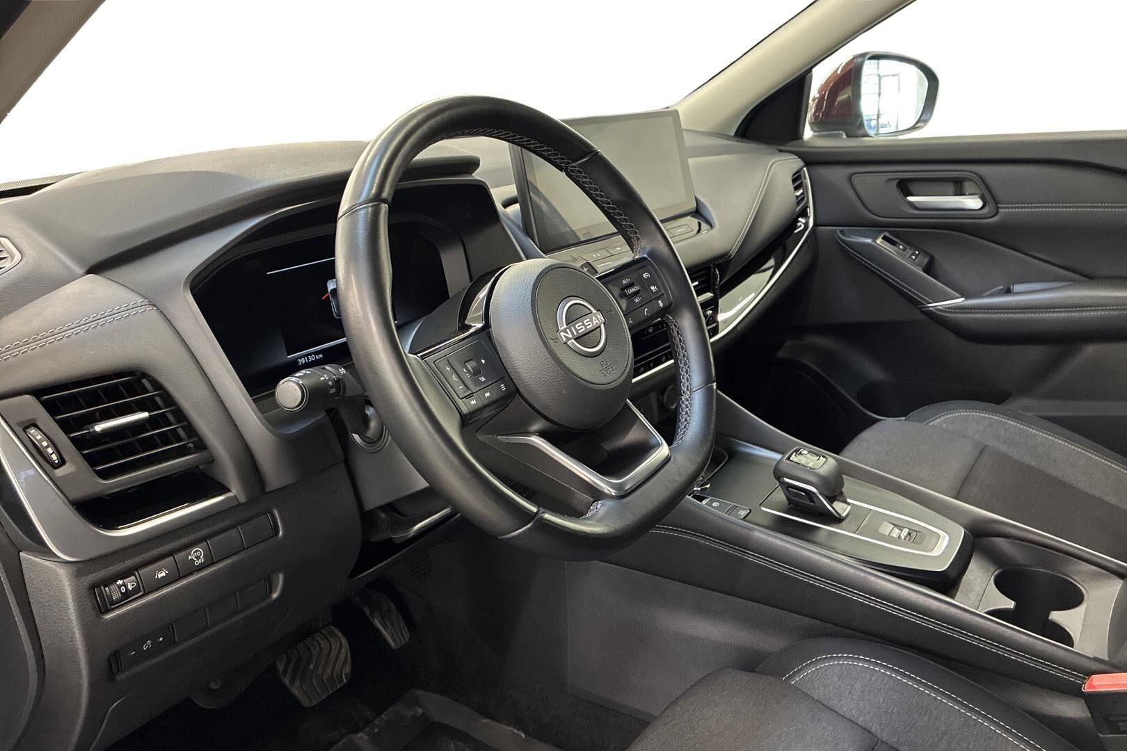 Nissan Qashqai 2023, photo 7/18