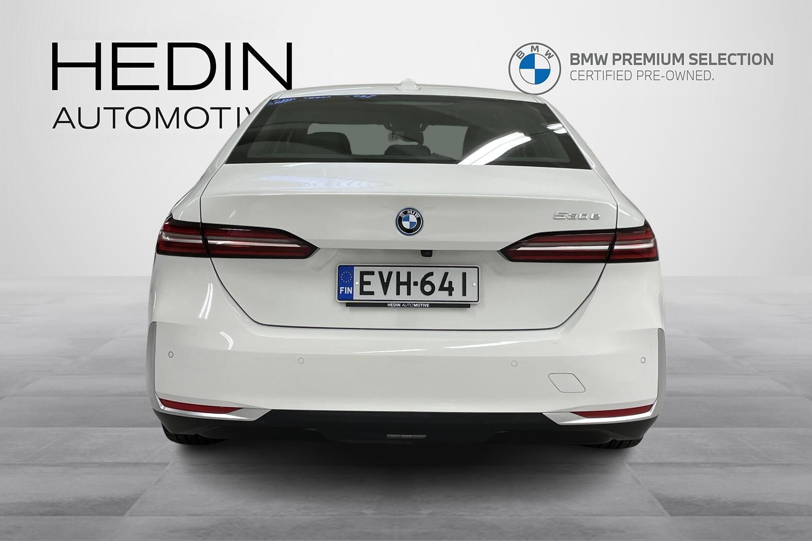 BMW 530 G60 Sedan 530e A Charged Edition 2024, kuva 4/34
