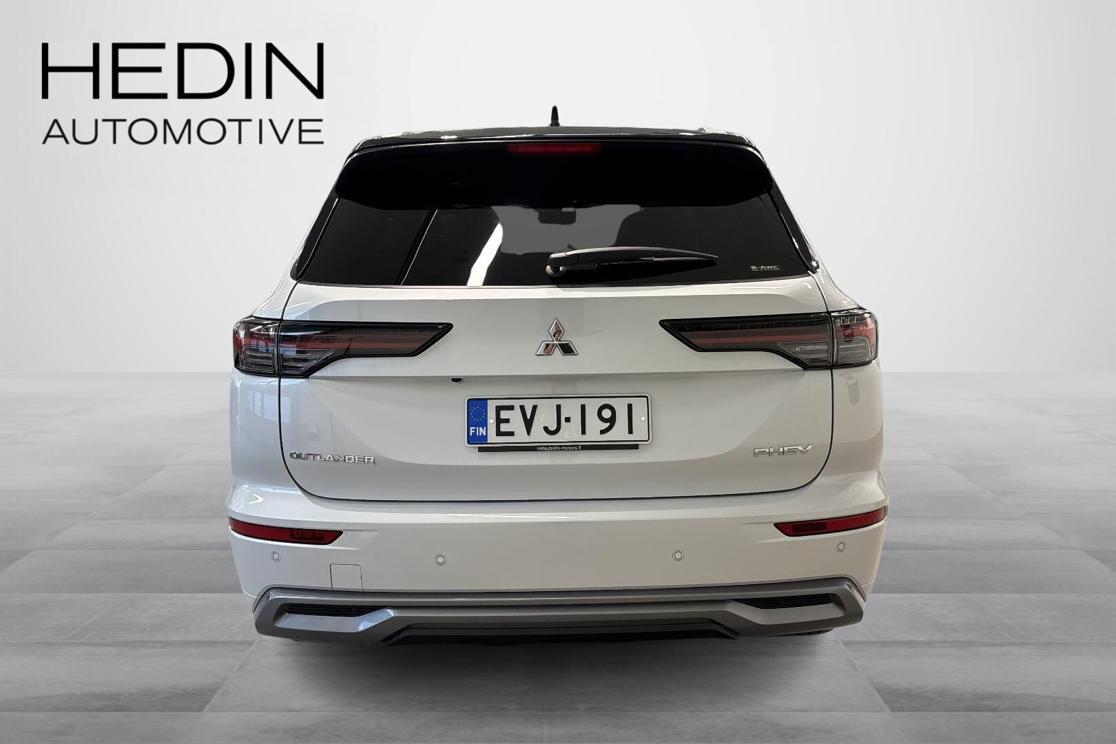 Mitsubishi Outlander 2026, photo 3/27