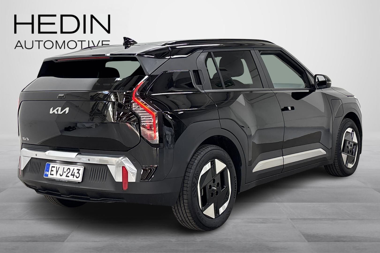 Kia EV3 Earth FWD 81,4kWh 204hv Premium 2025, photo 2/41