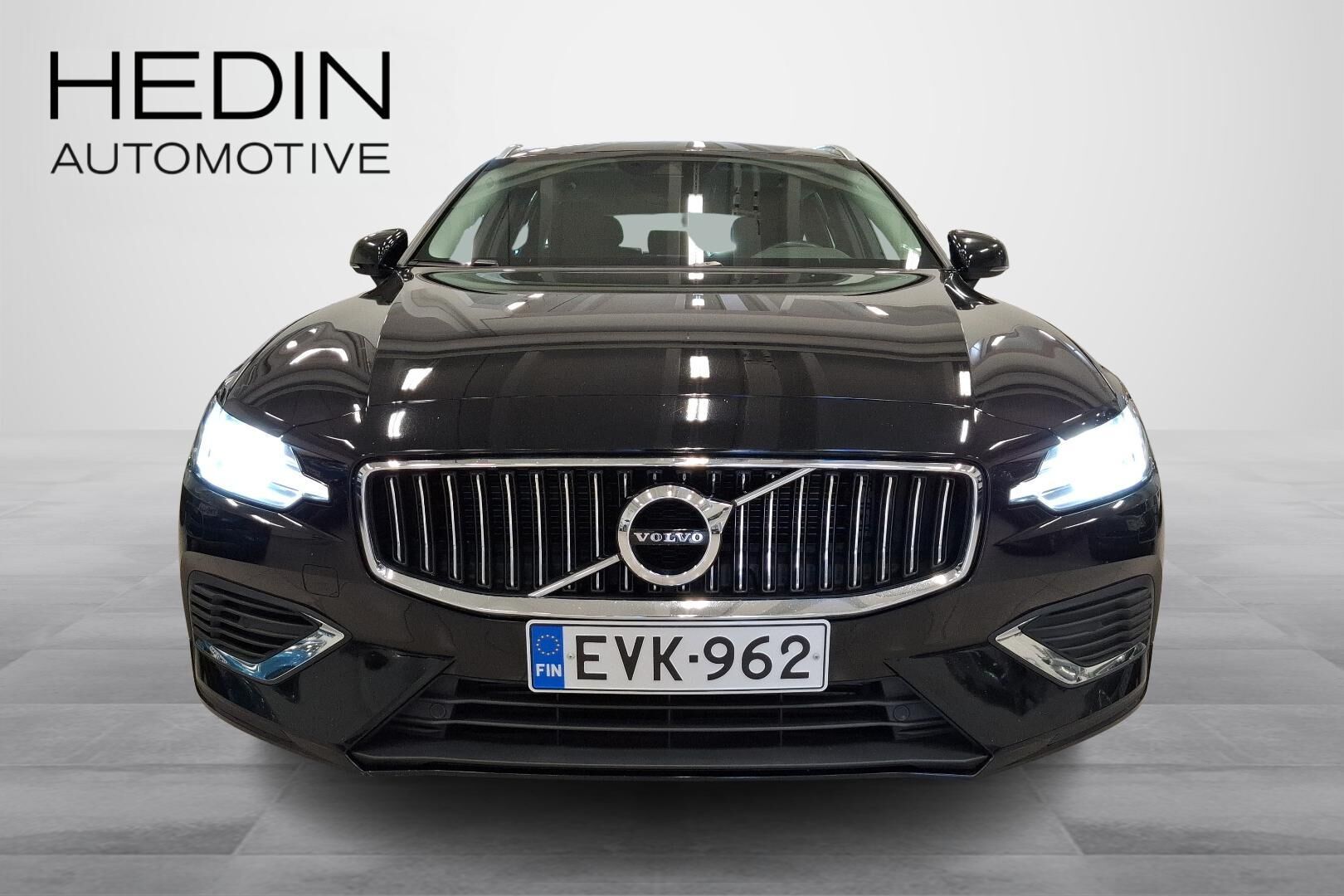 Volvo V60 2022, kuva 4/31