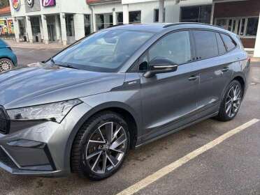 Škoda Enyaq 80x 4x4 SportLine iV // Adapt. vakkari / BLIS / Navi / Kamera / LED / 2x aluvanteet // - EVM-683