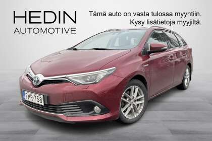 Toyota AURIS Touring Sports 1,8 Hybrid Active Edition // Vetokoukku / Kamera / Navi / Lämmitinpaketti / - FMR-758