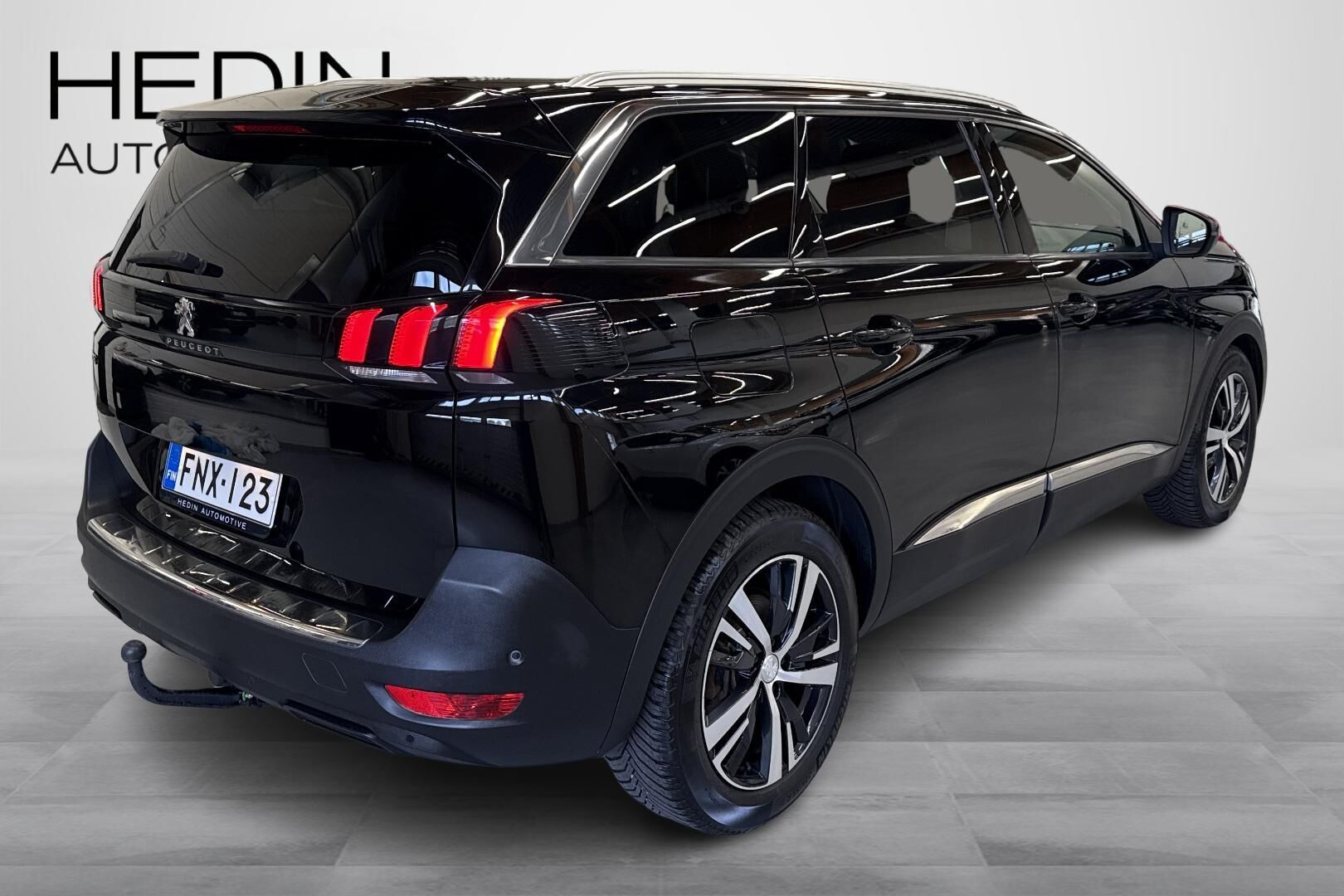 Peugeot 5008 2019, photo 3/29