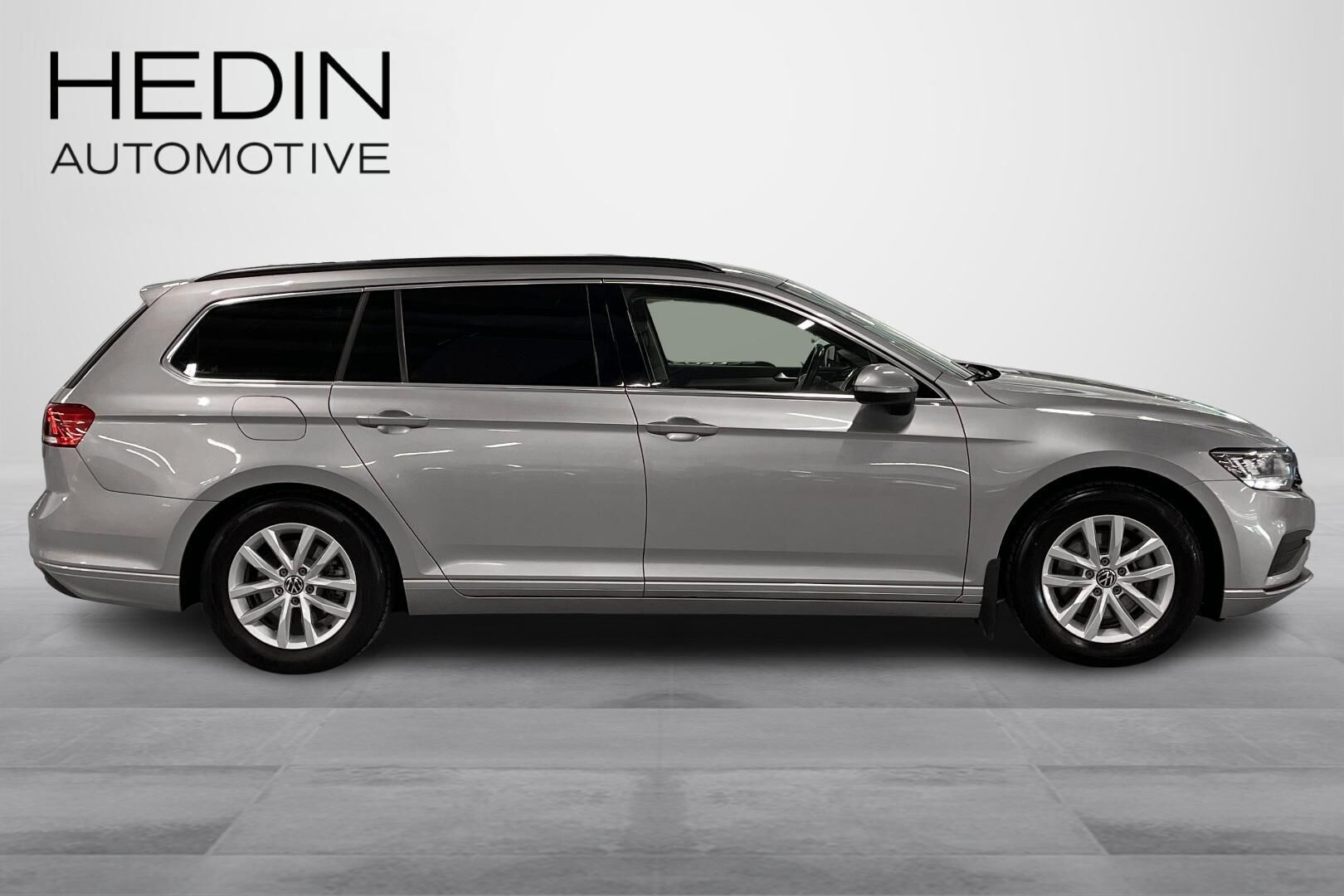Volkswagen Passat 2021, bild 6/25