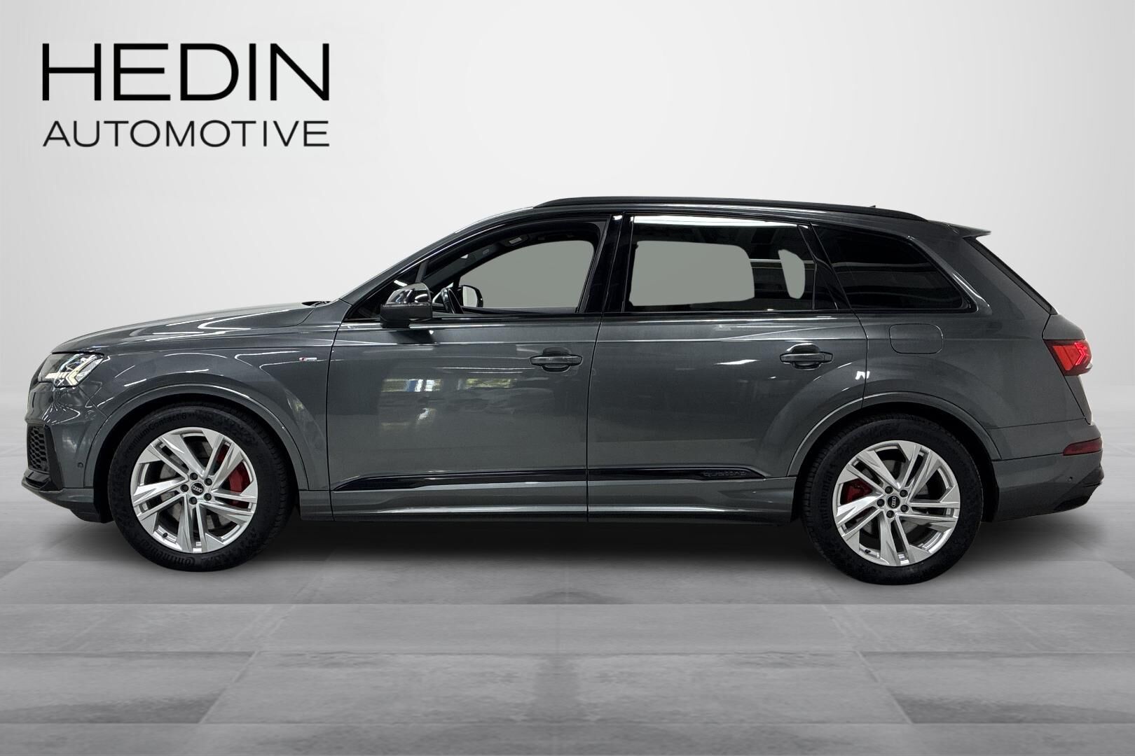 Audi Q7 2021, photo 7/38
