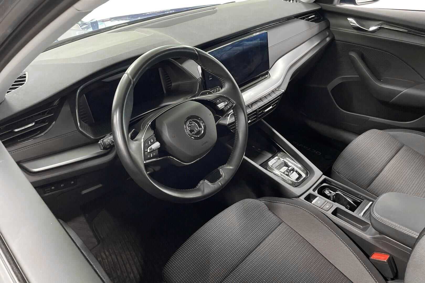 Skoda Octavia 2022, bild 7/22