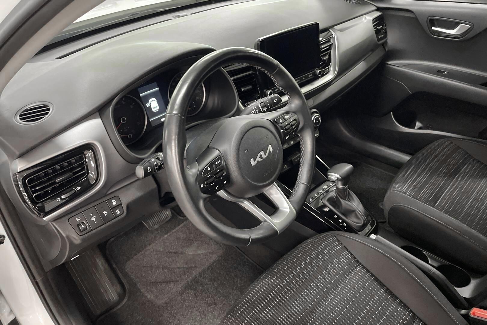 Kia Stonic 1,0 T-GDI 100hv EX Design DCT 2023, bild 7/27