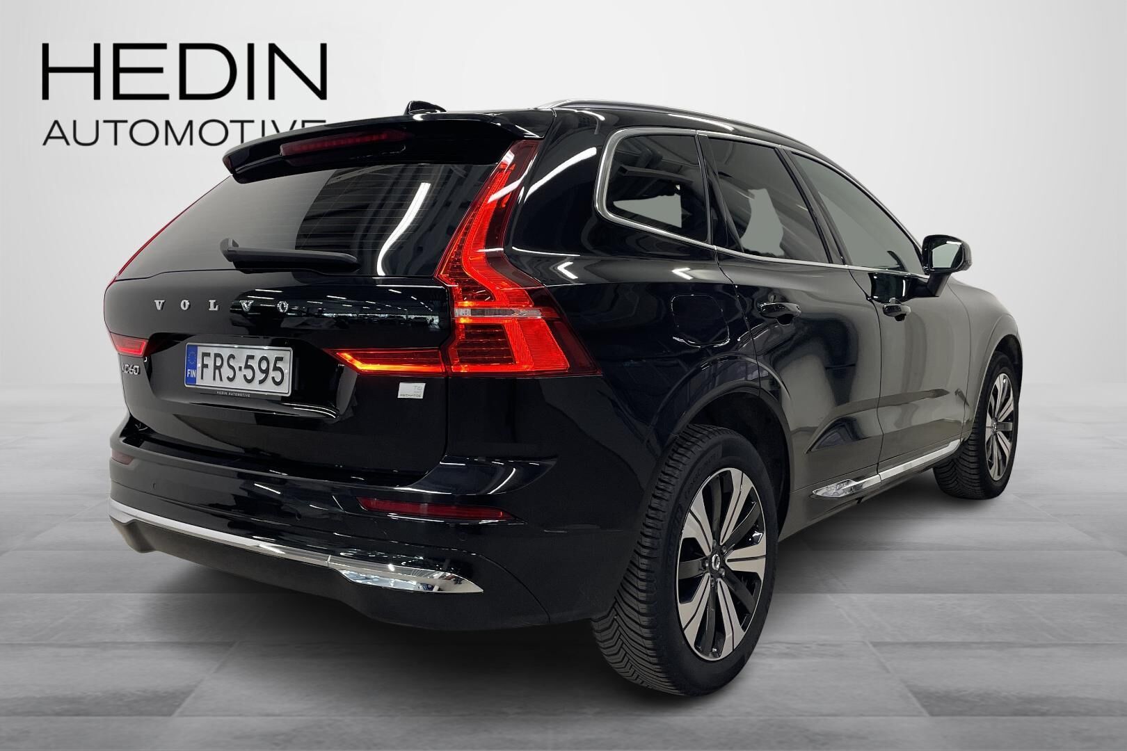 Volvo XC60 2023, photo 5/34