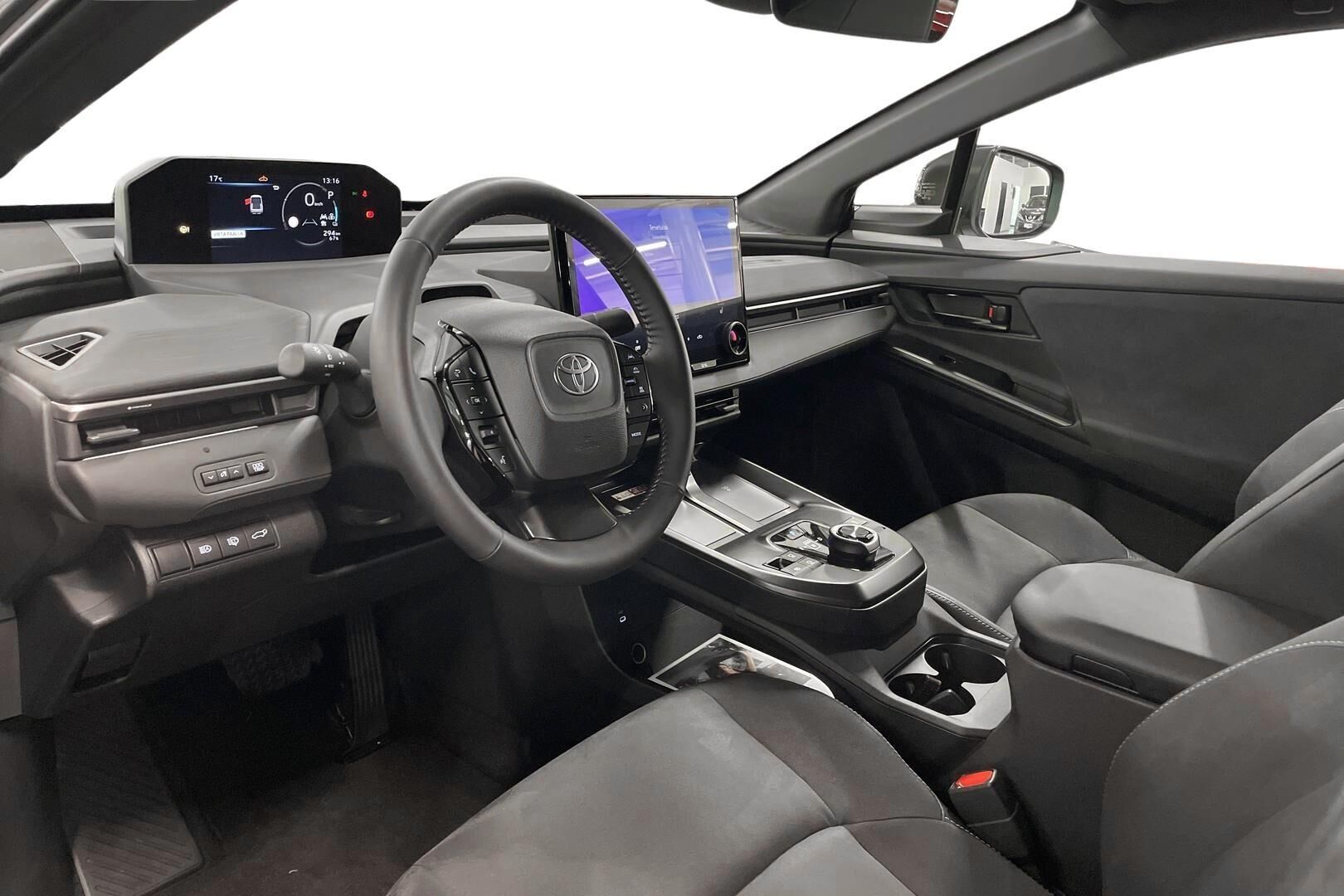 Toyota C-HR+ Executive 77kWh AWD 2026, photo 7/33