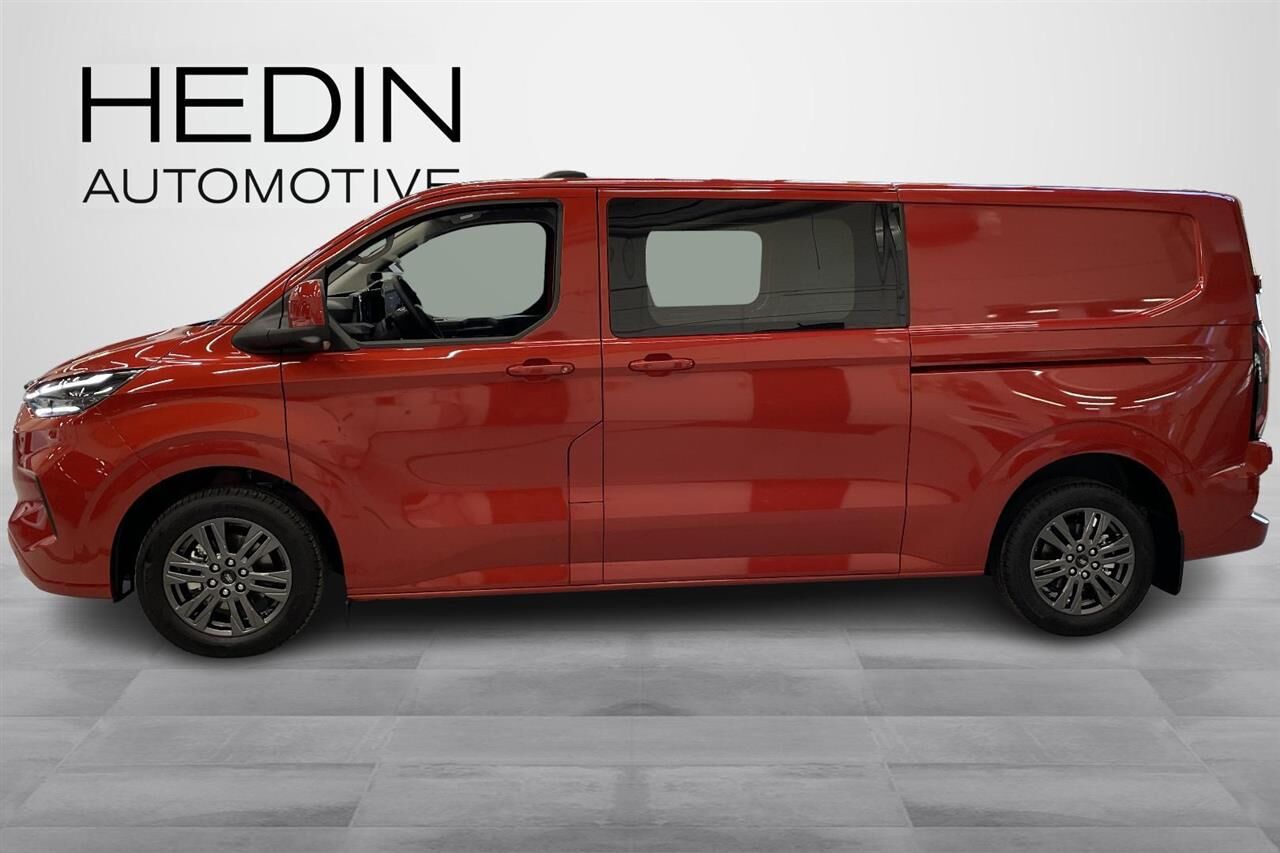 Ford Transit Custom 2026, photo 2/20