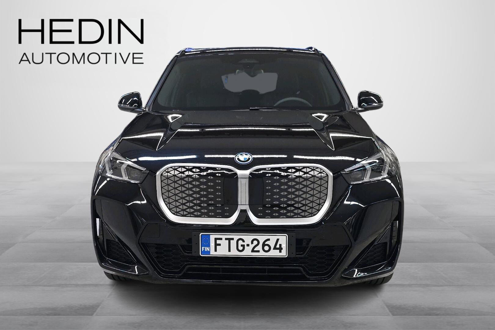 BMW iX1 U11 xDrive30 Fully Charged 2026, kuva 4/24