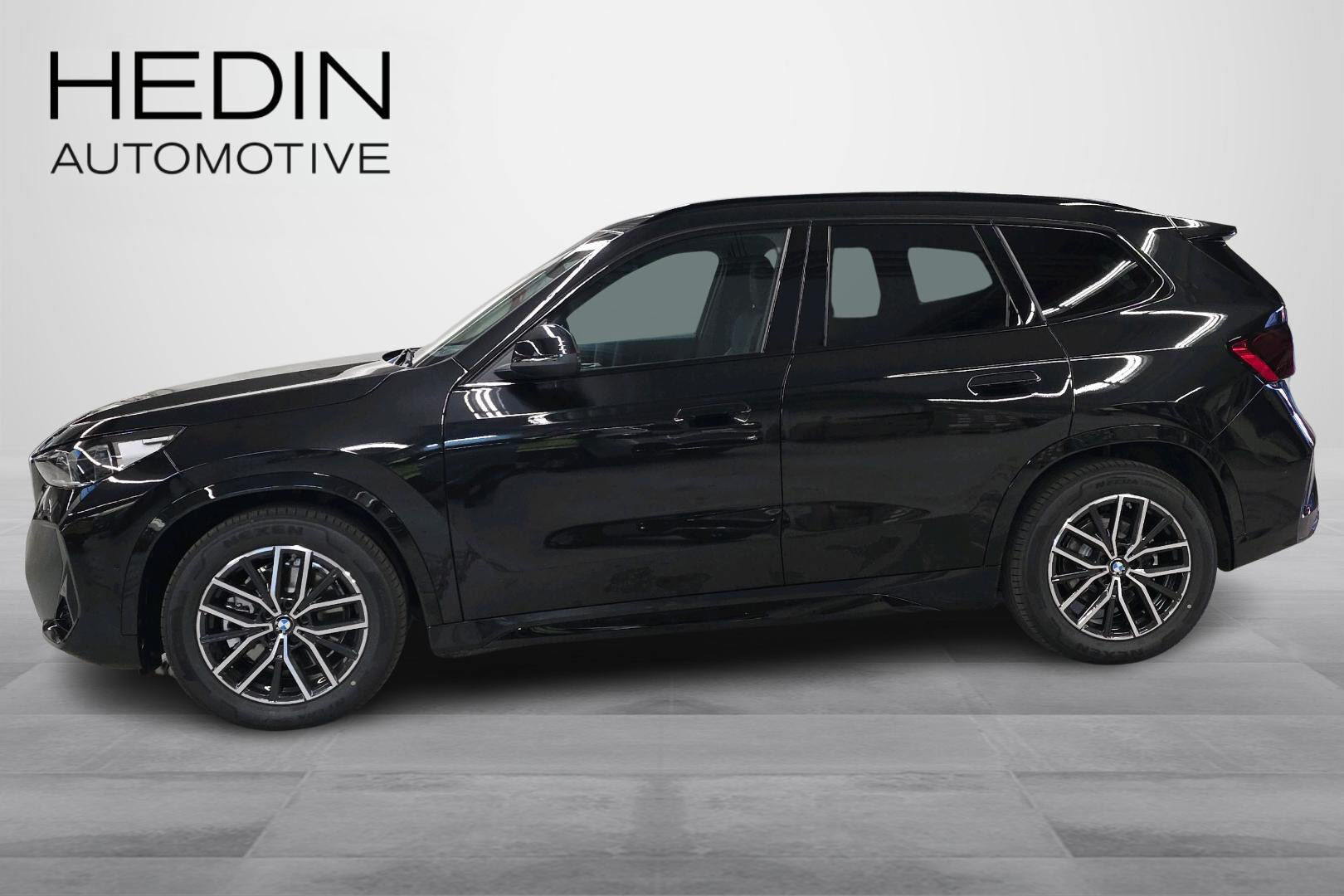 BMW iX1 U11 xDrive30 Fully Charged 2026, kuva 5/24