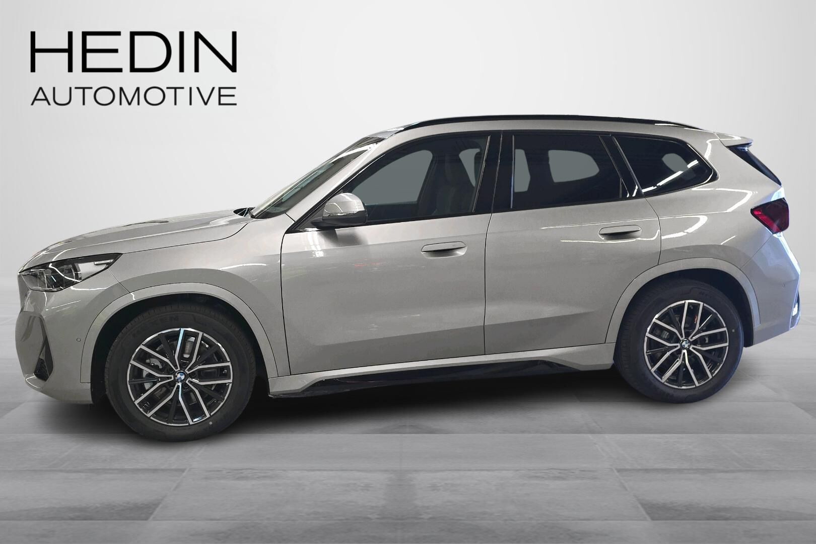BMW iX1 xDrive30 Fully Charged 2026, kuva 5/24