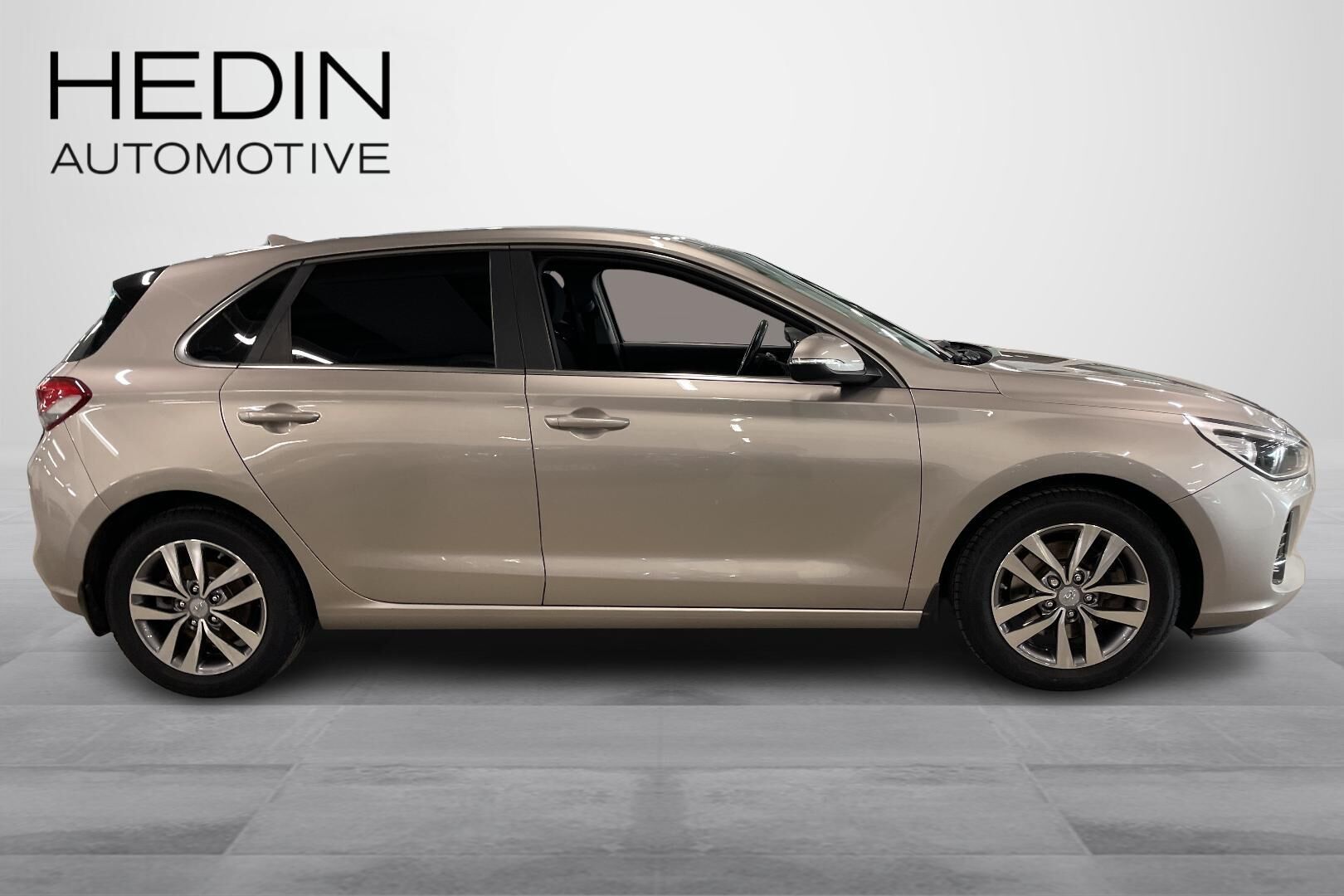 Hyundai i30 2018, photo 6/27