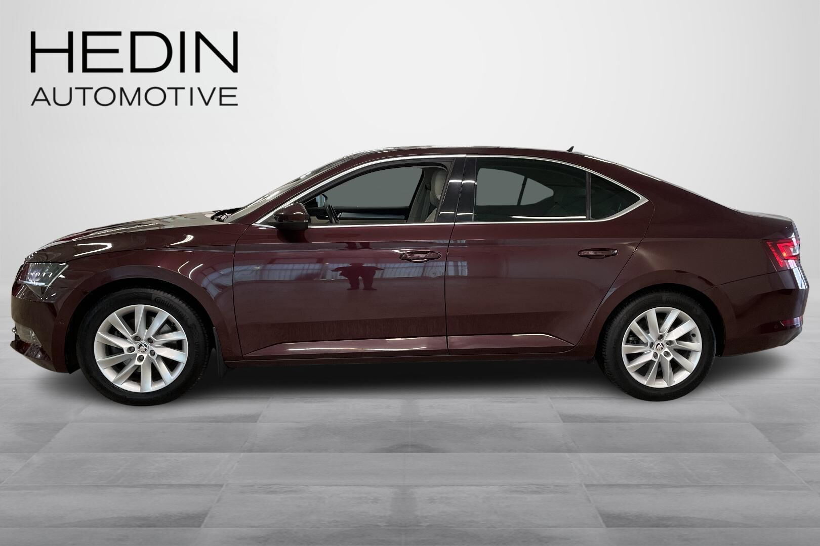 Skoda Superb 2015, kuva 5/19