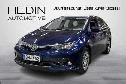 Toyota AURIS Touring Sports 1,2 T Turbo Edition // Vetokoukku / P.Kamera / Vakkari / Lohkolämmitin / BT / - GMJ-462
