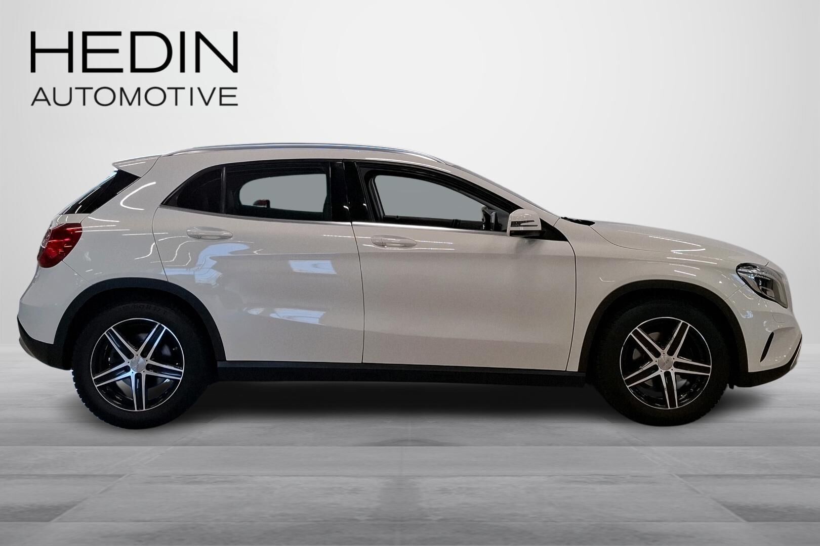 Mercedes-Benz GLA 200 A Premium Business 2016, bild 6/26