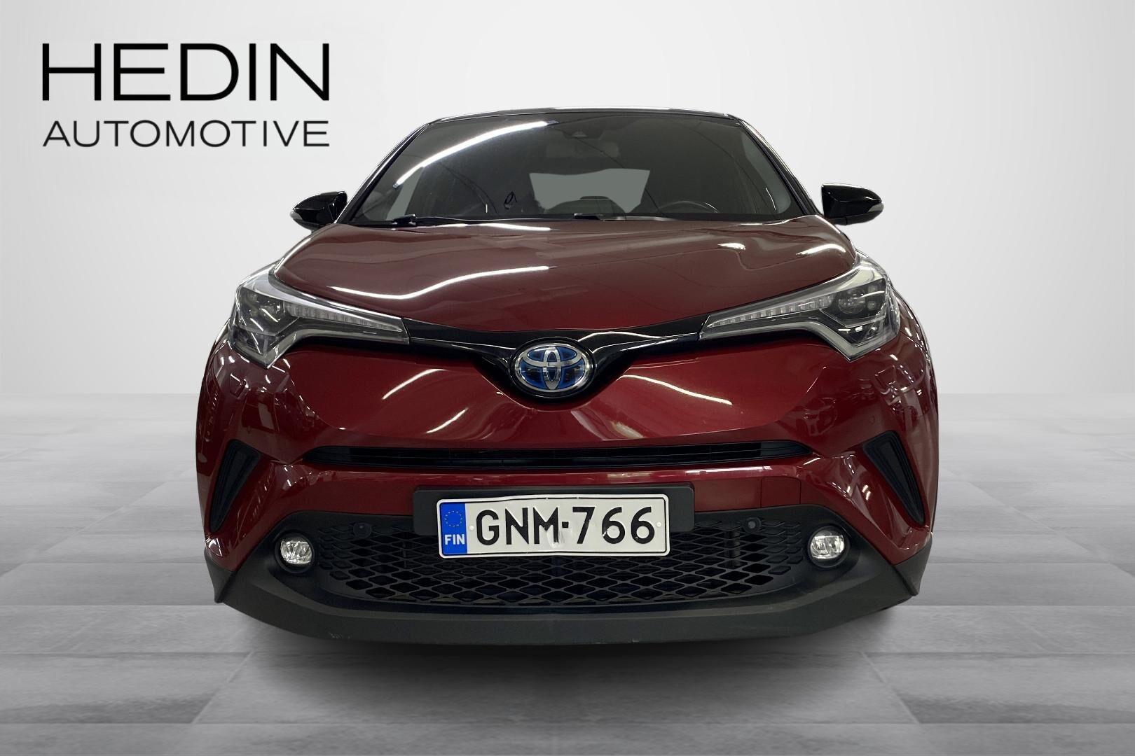 Toyota C-HR 1,8 Hybrid Intense Edition 2019, photo 4/17