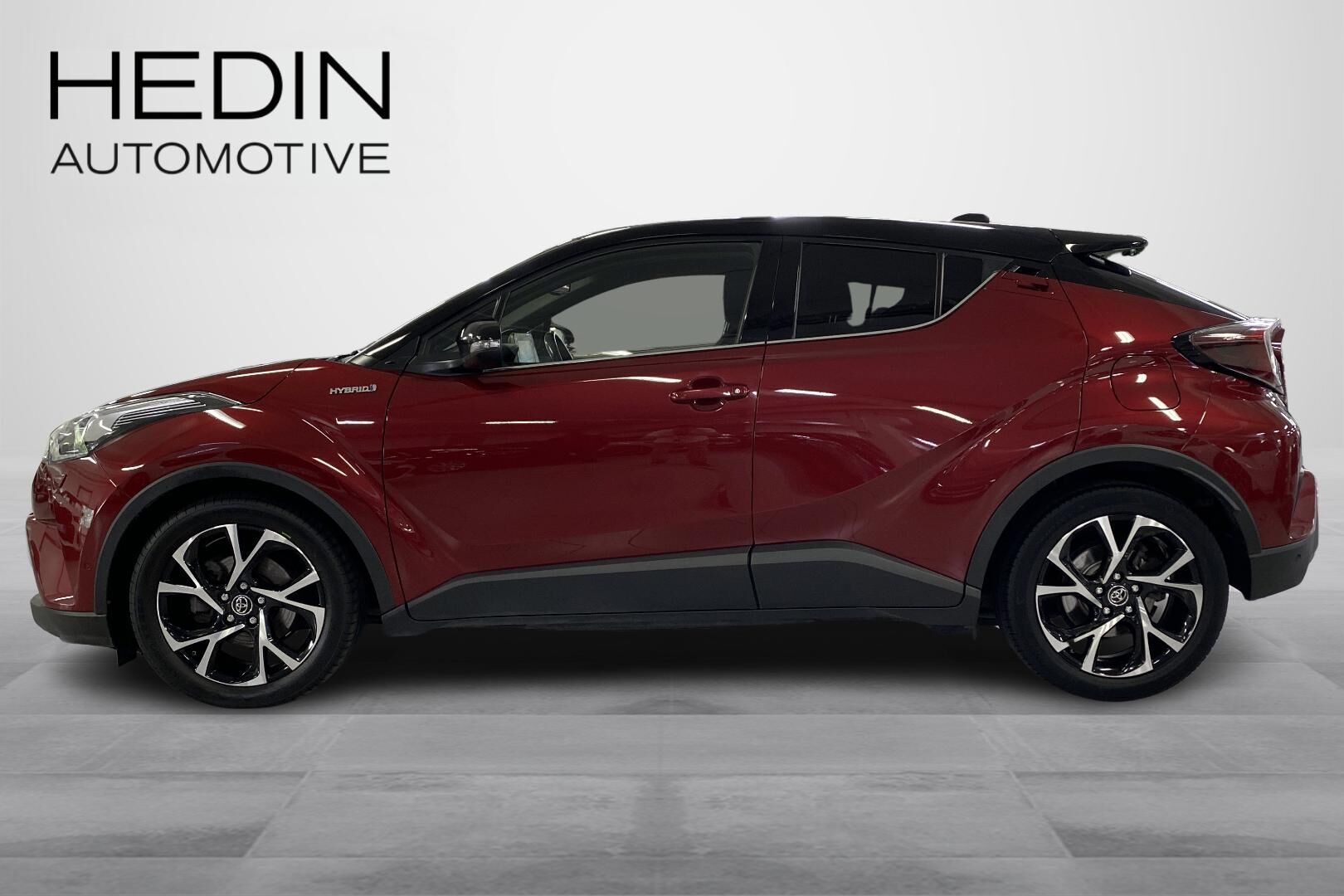 Toyota C-HR 1,8 Hybrid Intense Edition 2019, photo 5/17