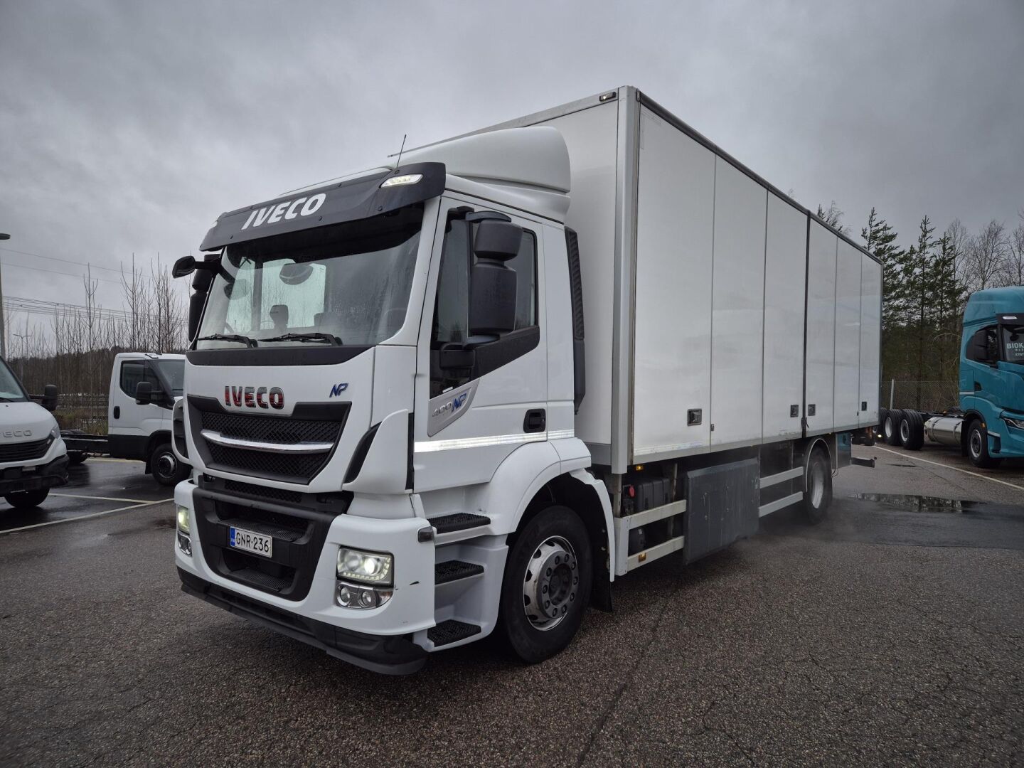 IVECO Stralis - GNR-236