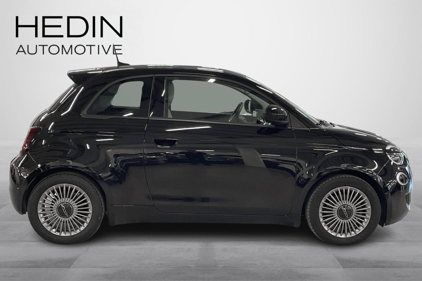 Fiat 500E Icon HB 118hv 42kWh 2021, kuva 6/30