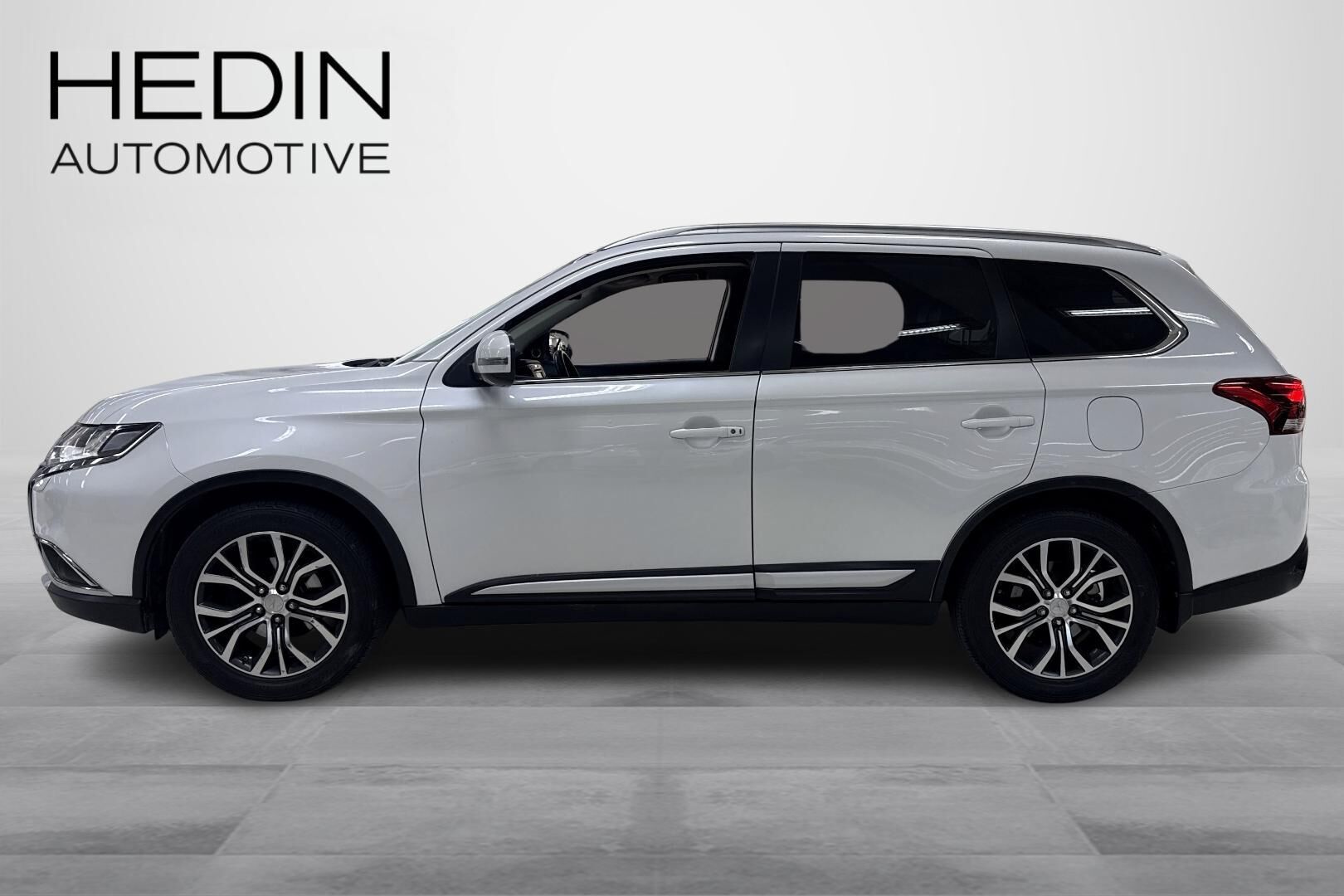 Mitsubishi Outlander 2016, kuva 7/27