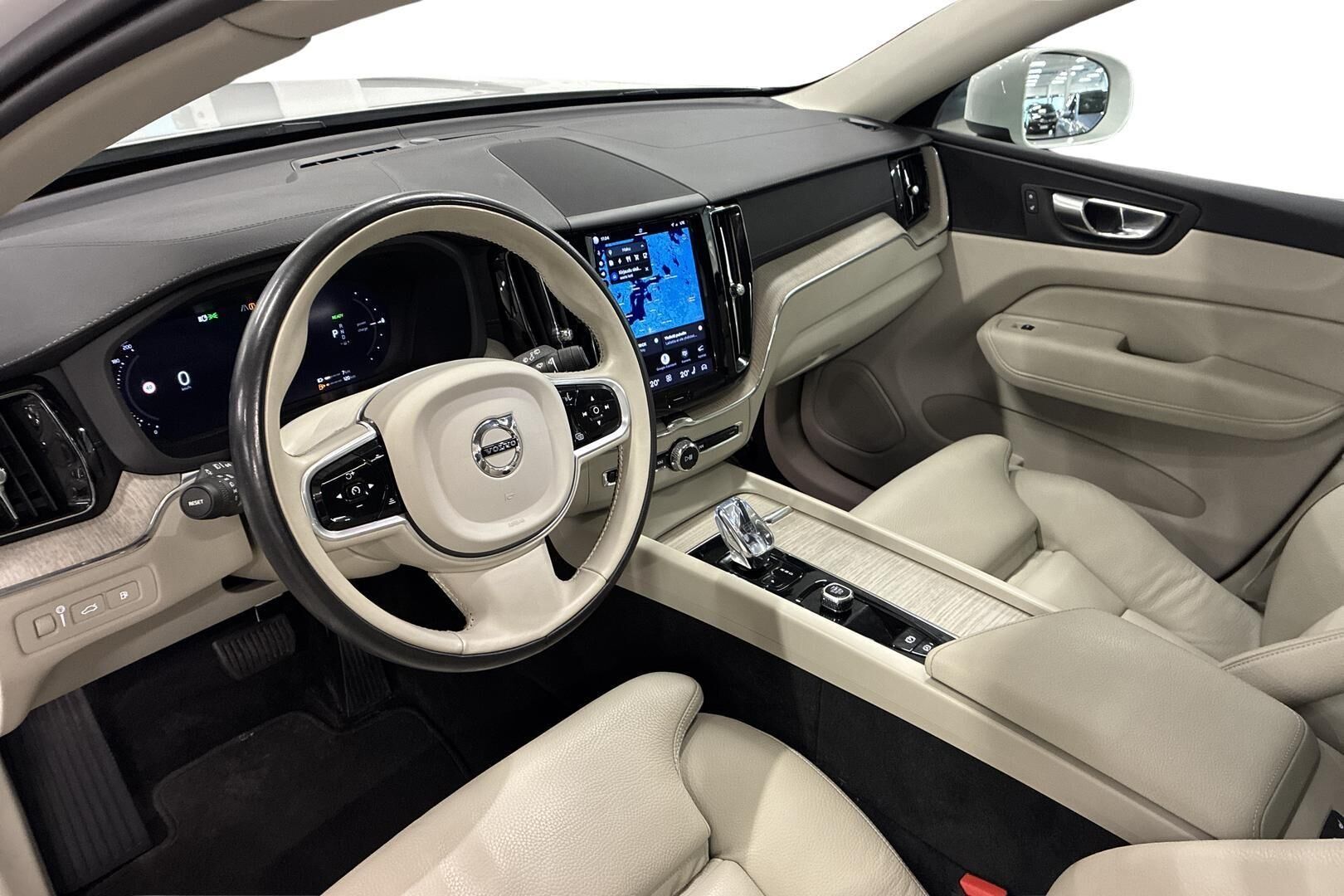 Volvo XC60 2022, bild 7/33