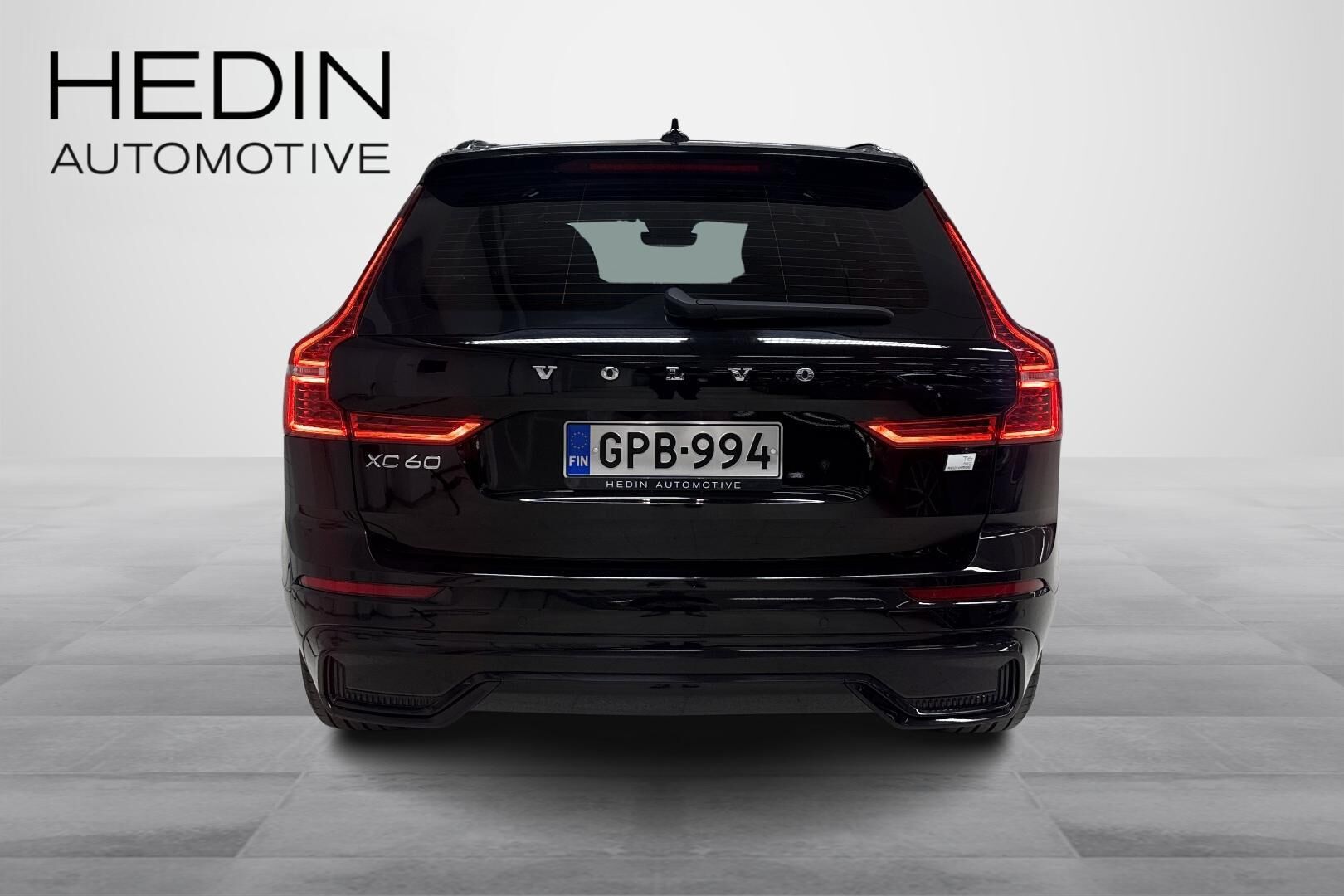 Volvo XC60 2023, photo 4/29