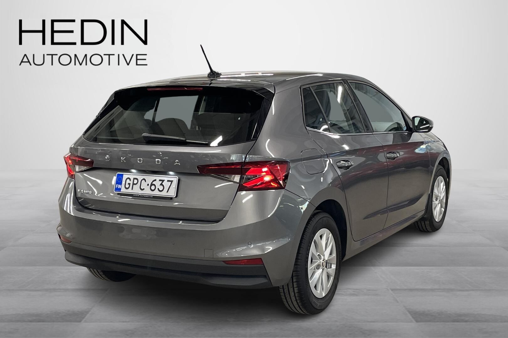 Skoda Fabia 1.0 TSI 110 Style DSG Autom. 2022, bild 2/28