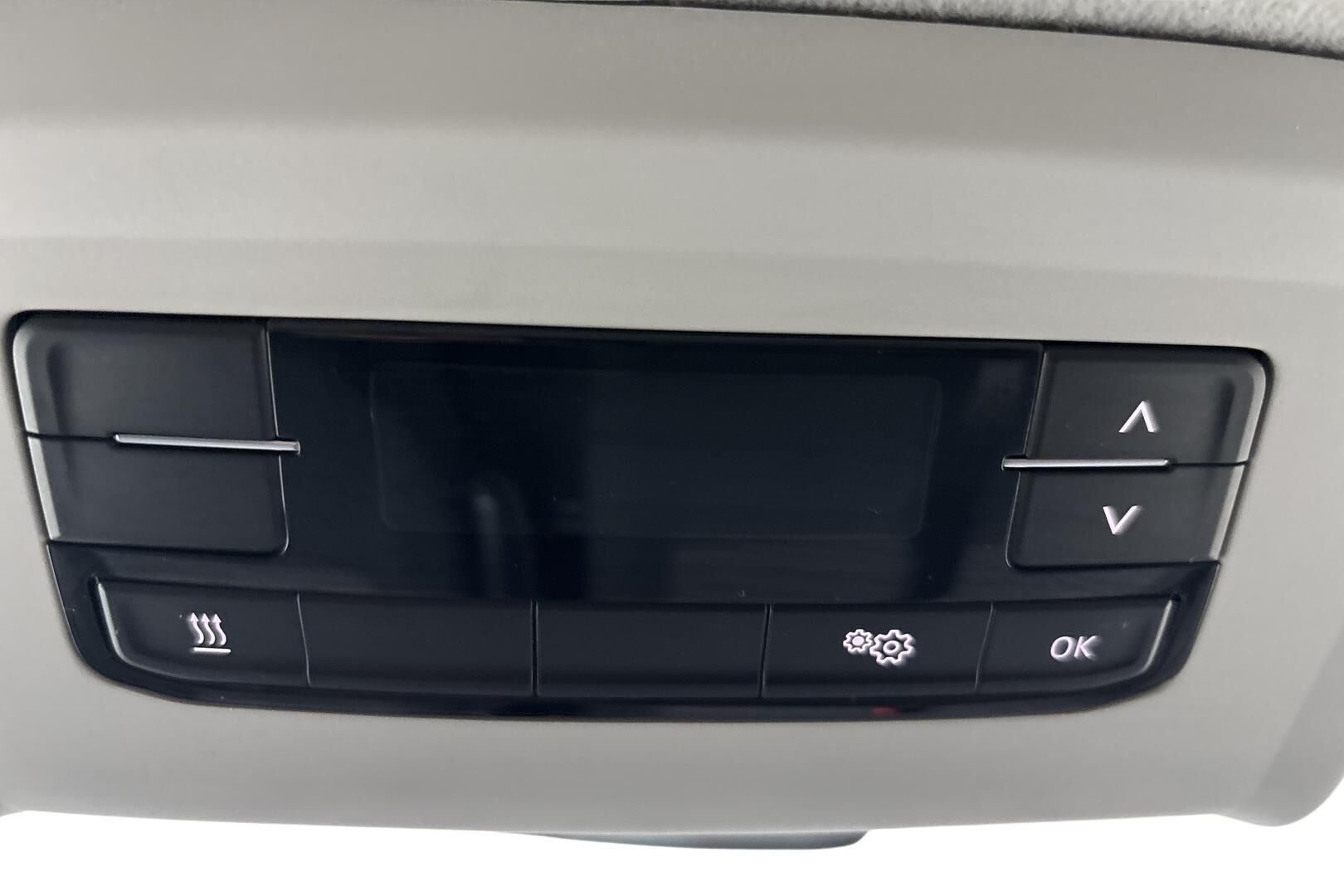 Volkswagen Transporter 2021, kuva 4/5