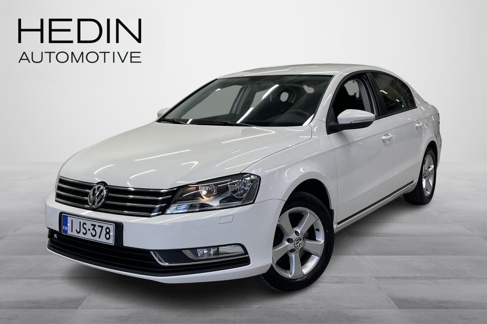 Volkswagen PASSAT - IJS-378