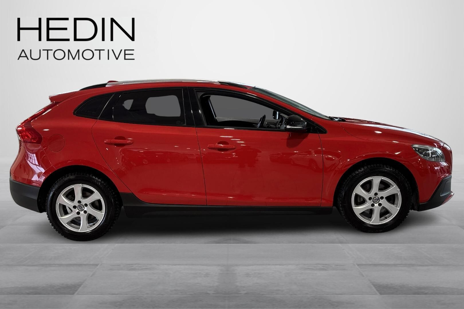 Volvo V40 Cross Country D2 Momentum aut 2015, kuva 6/19