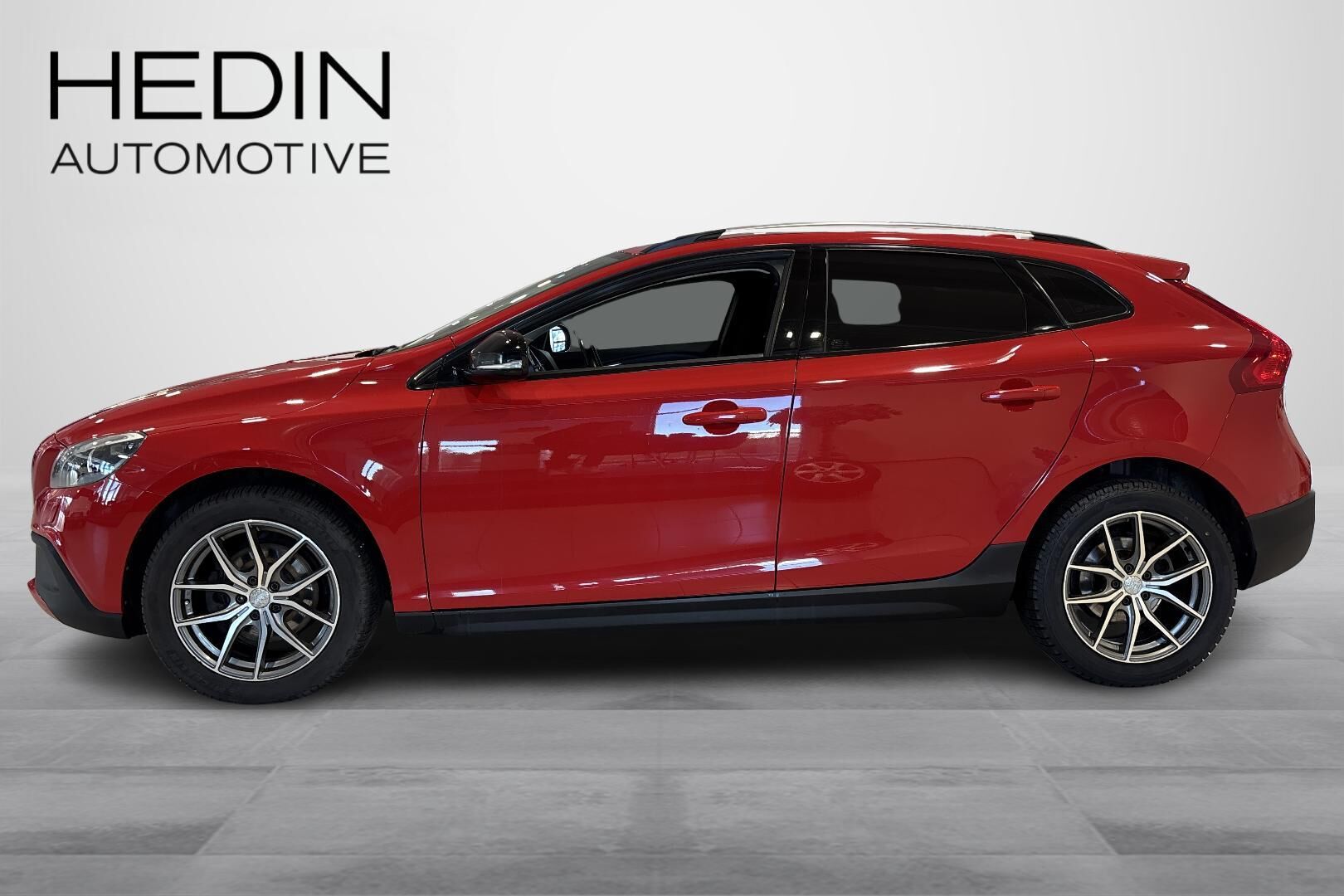 Volvo V40 Cross Country D2 Momentum aut 2015, kuva 7/35