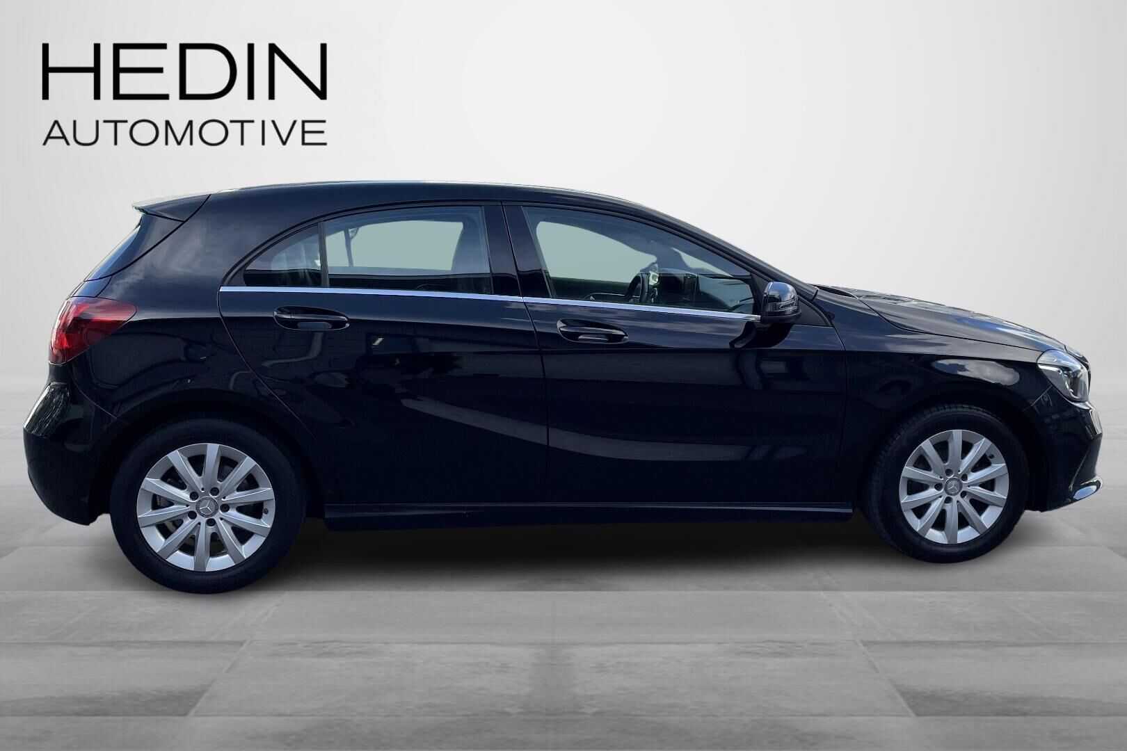 Mercedes-Benz A 180 A Launch Edition 2016, bild 7/21