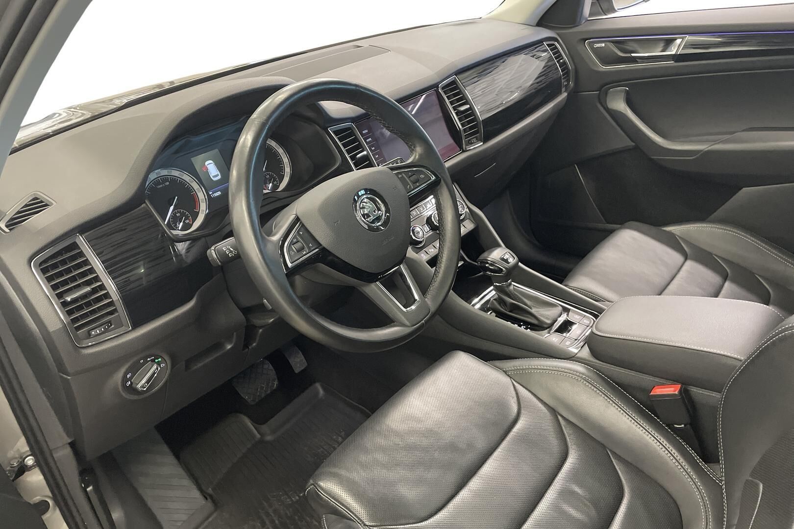 Skoda Kodiaq 2017, photo 7/25
