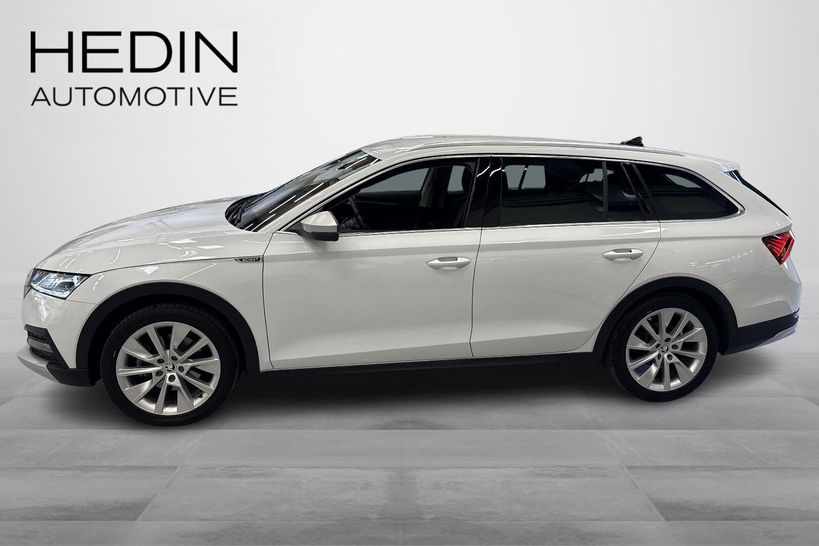 Skoda Octavia 2023, kuva 7/28