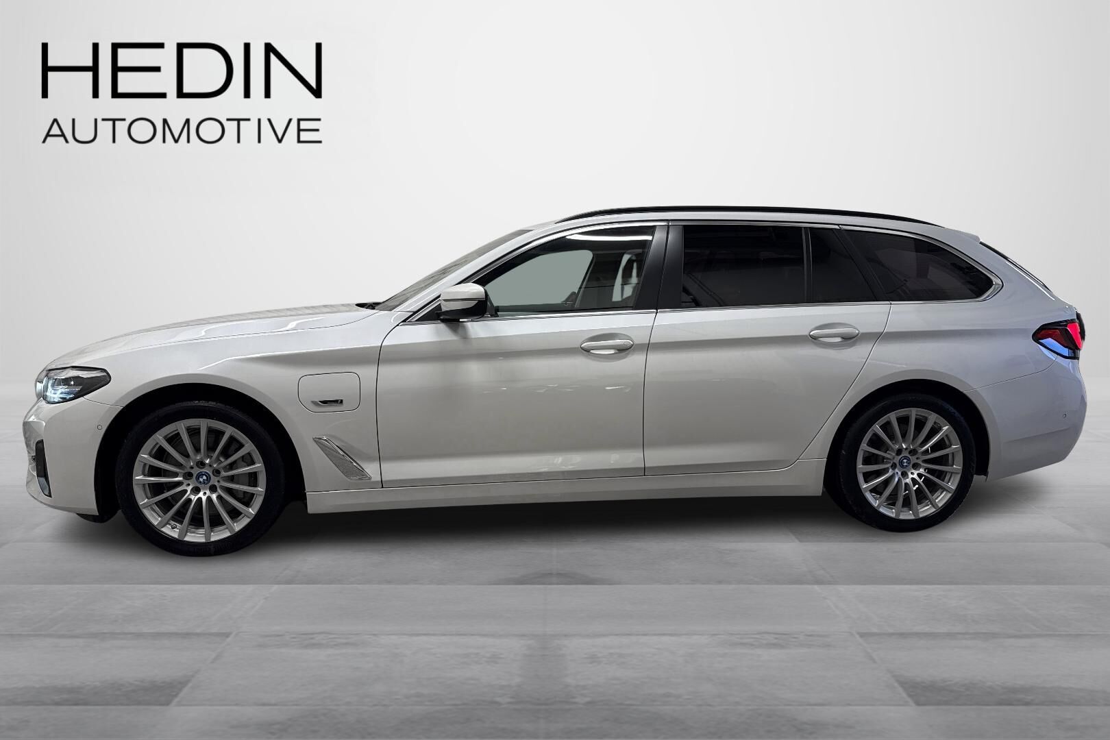 BMW 530 2023, photo 6/41