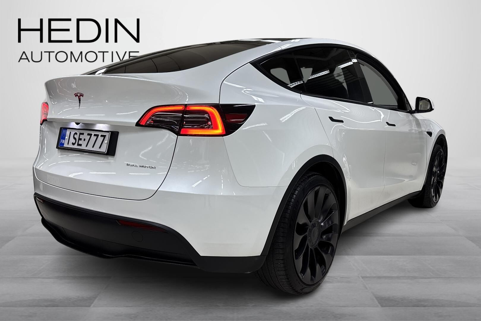 Tesla Model Y Long Range 2024, kuva 3/18