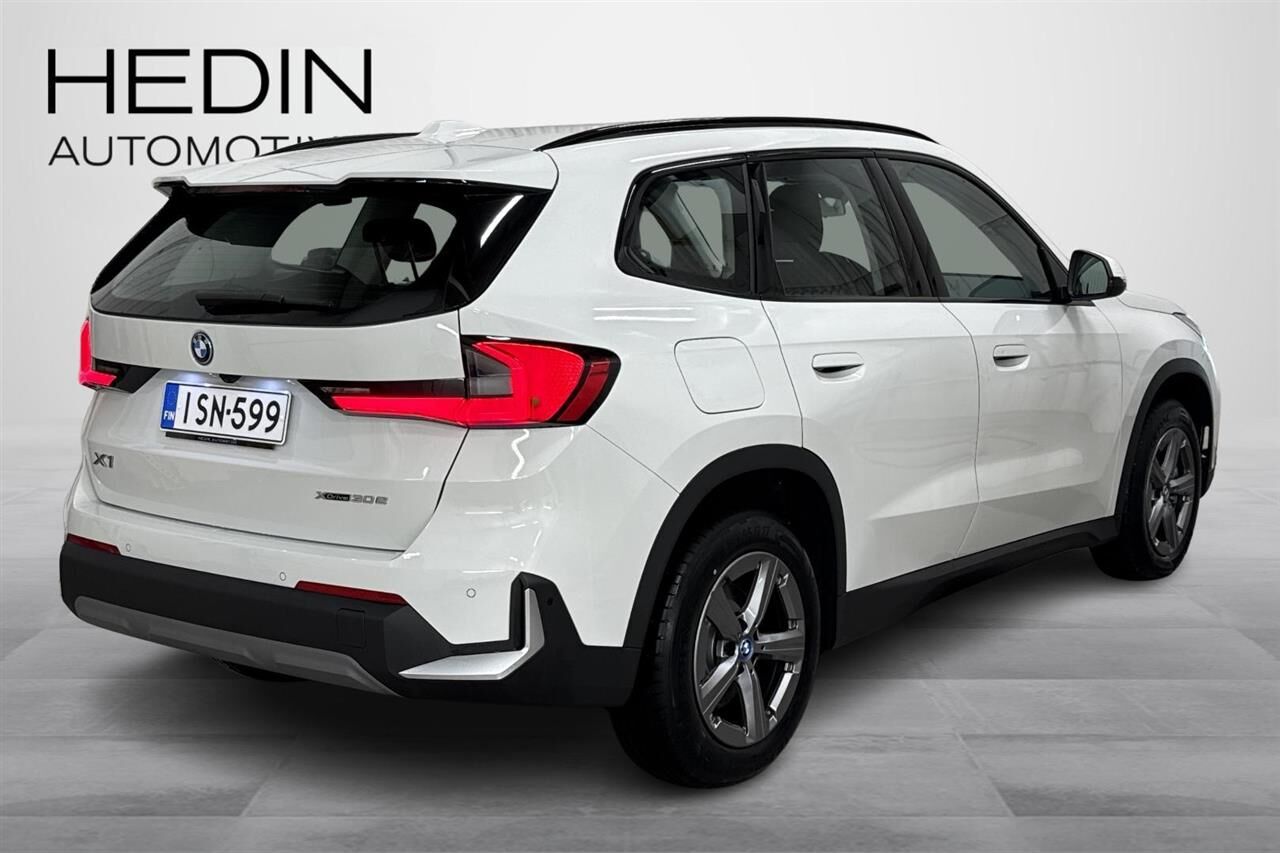 BMW X1 U11 30e xDrive Charged Edition 2026, kuva 3/41