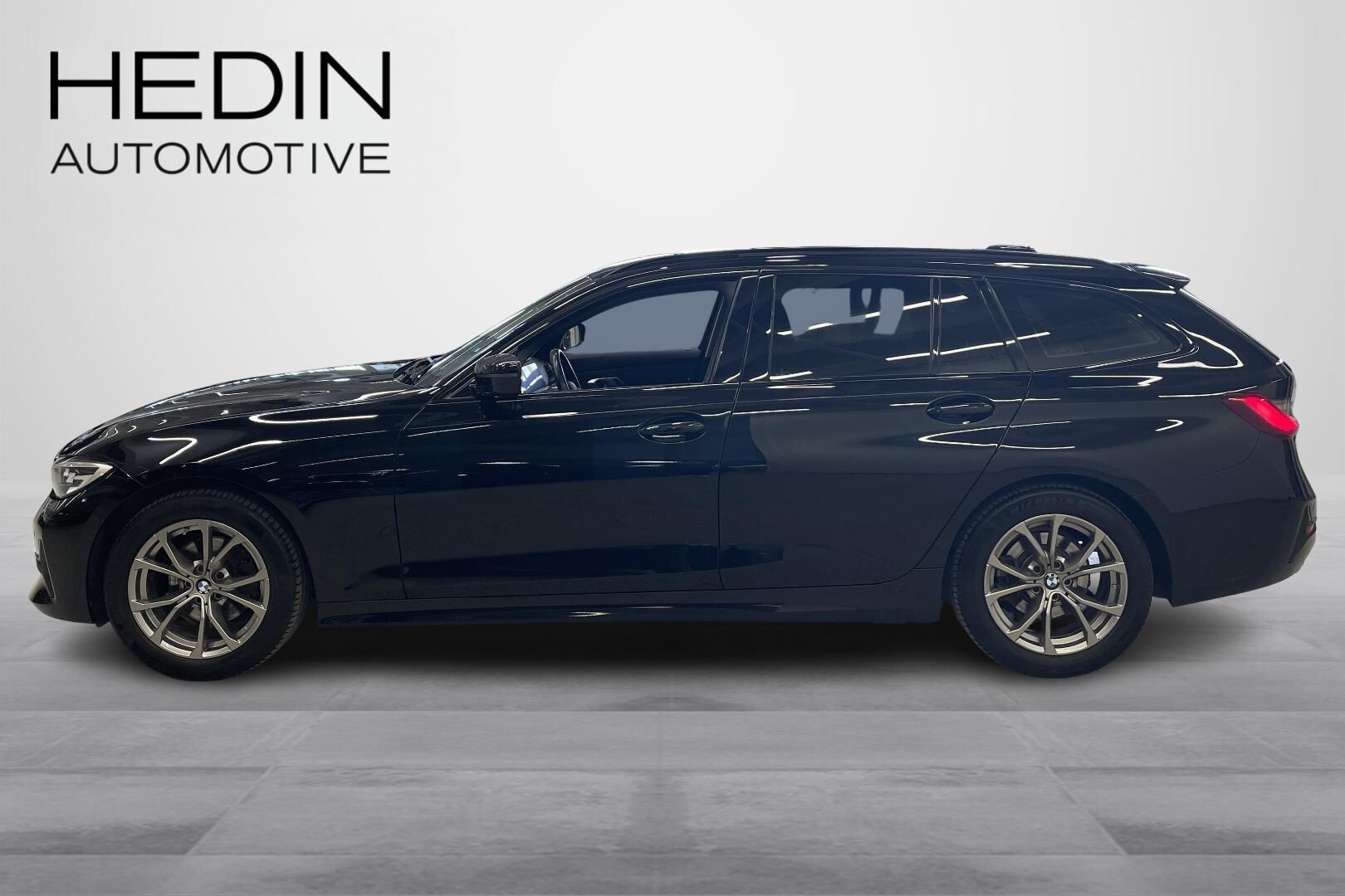 BMW 320 2019, kuva 6/28