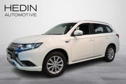 Mitsubishi OUTLANDER PHEV Invite Plus 4WD 5P // Merkkihuollettu! - ISZ-731