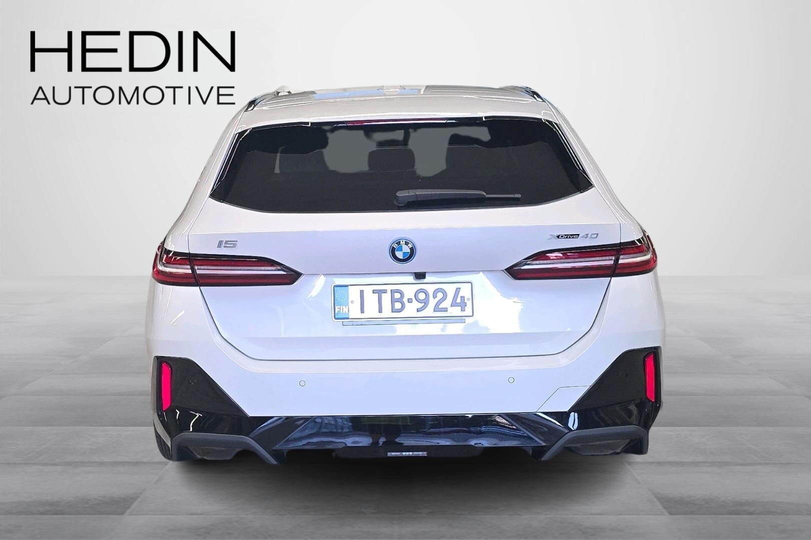 BMW i5 Touring xDrive40 Fully Charged 2026, bild 3/25