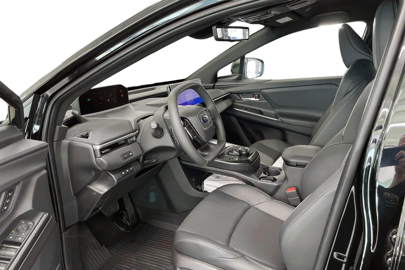 Subaru Solterra Touring 2026, kuva 7/18