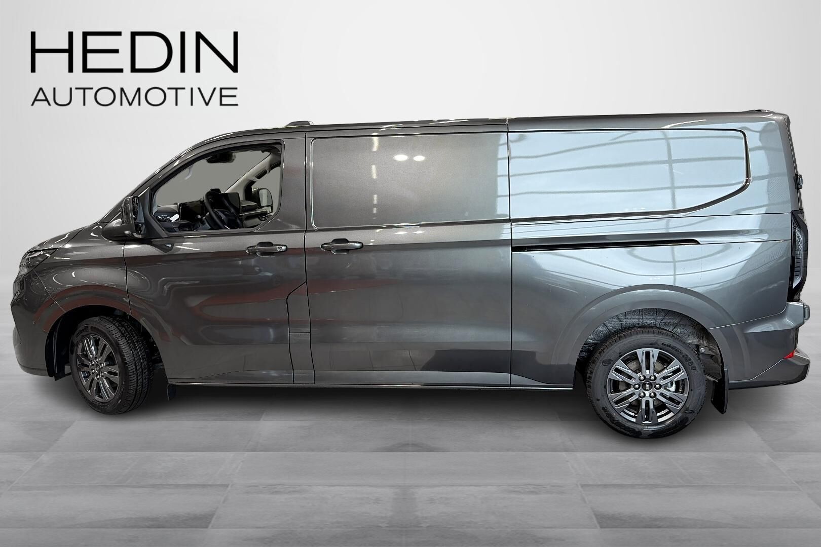 Ford Transit Custom 2026, photo 7/25