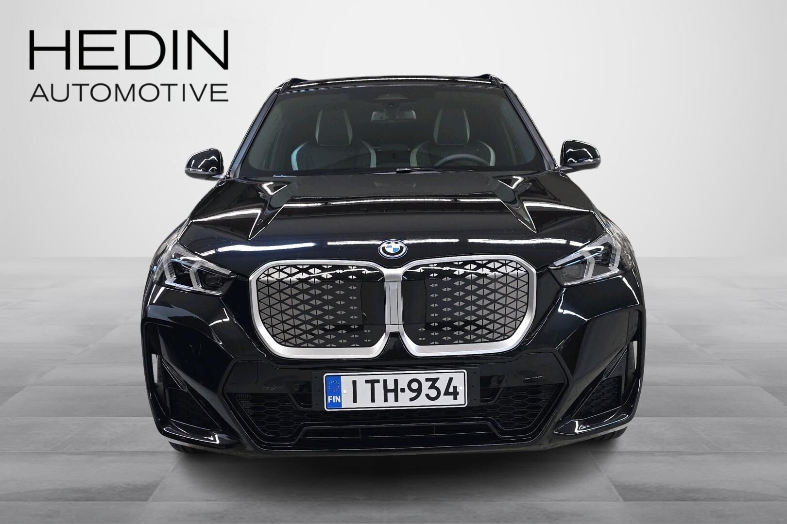 BMW iX1 xDrive30 Fully Charged 2026, kuva 4/24